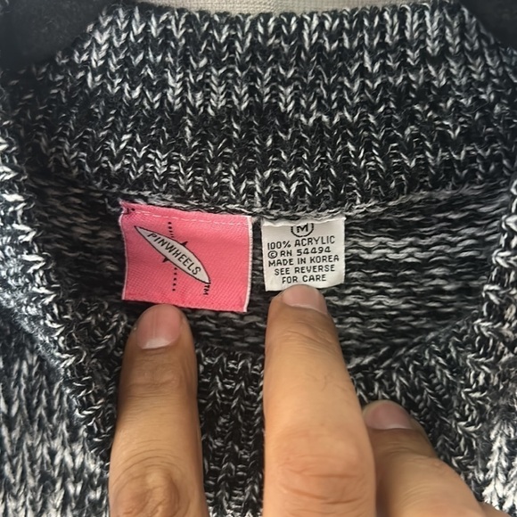 PINWHEELS VINTAGE MUSIC SWEATER (SIZE M) - Picture 6 of 9